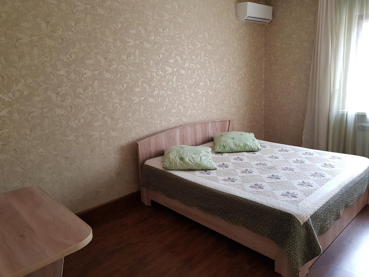 Mini Hotel Leila Ałma Ata Zewnętrze zdjęcie